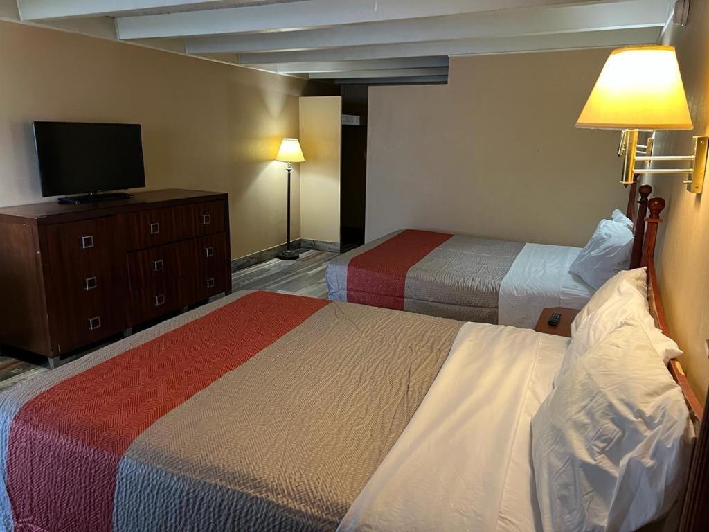 Hotel Weston Rfd روكفورد المظهر الخارجي الصورة